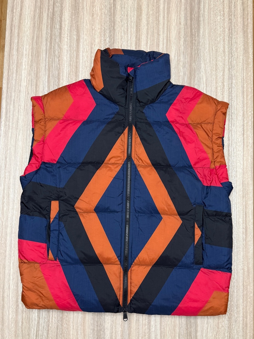 Free People In A Bubble Printed Puffer Vest Size X-Small Amaranth Color Combo